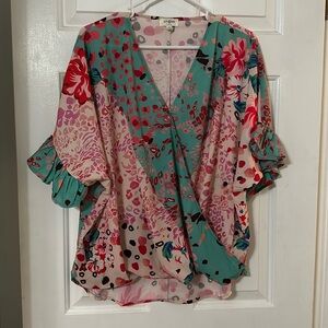 Umgee Multicolor Floral Short Sleeve Top